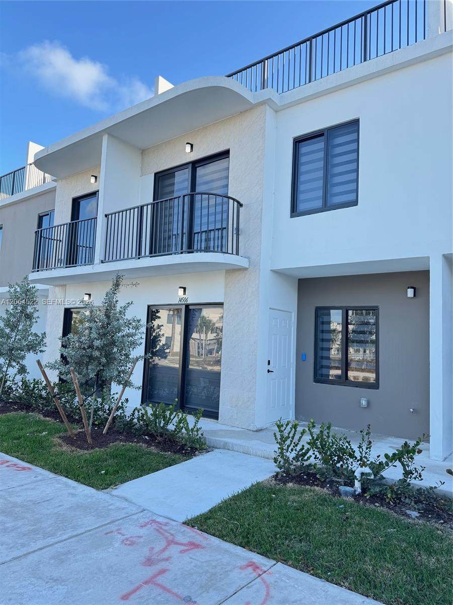 14506 260th St - Photo 1