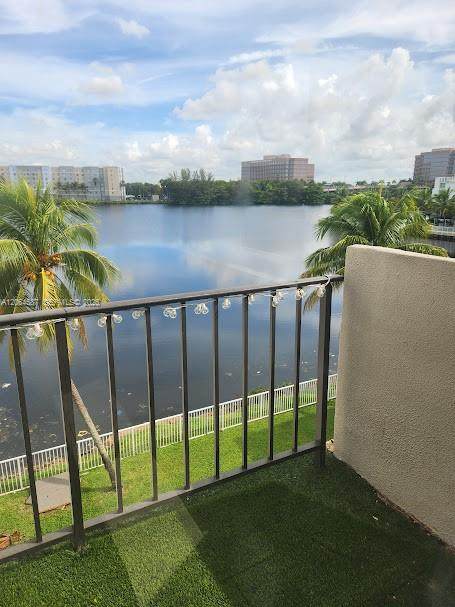https://bt-photos.global.ssl.fastly.net/miami/orig_boomver_1_A12064587-2.jpg