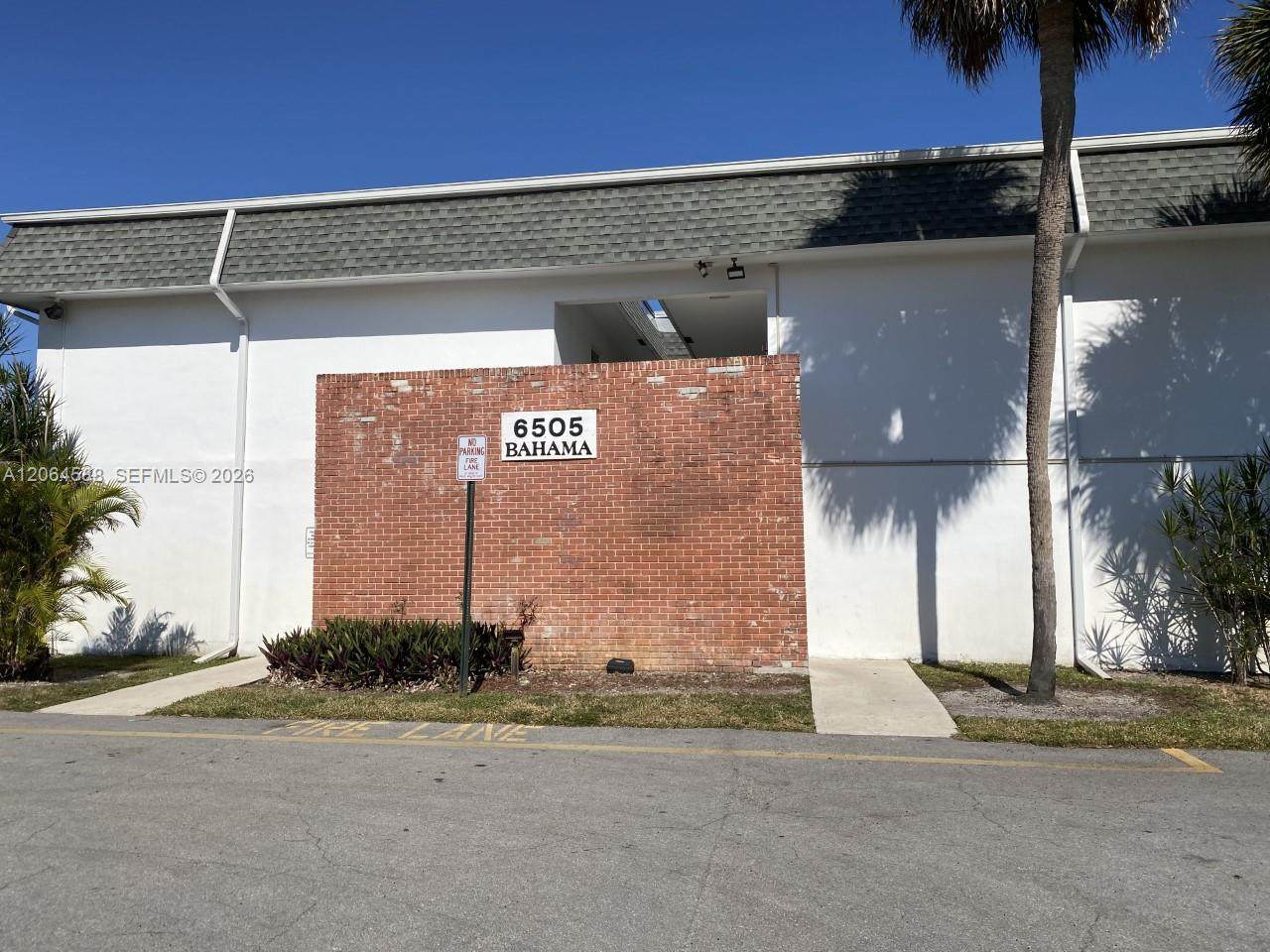 6505 Winfield Blvd - Photo 1