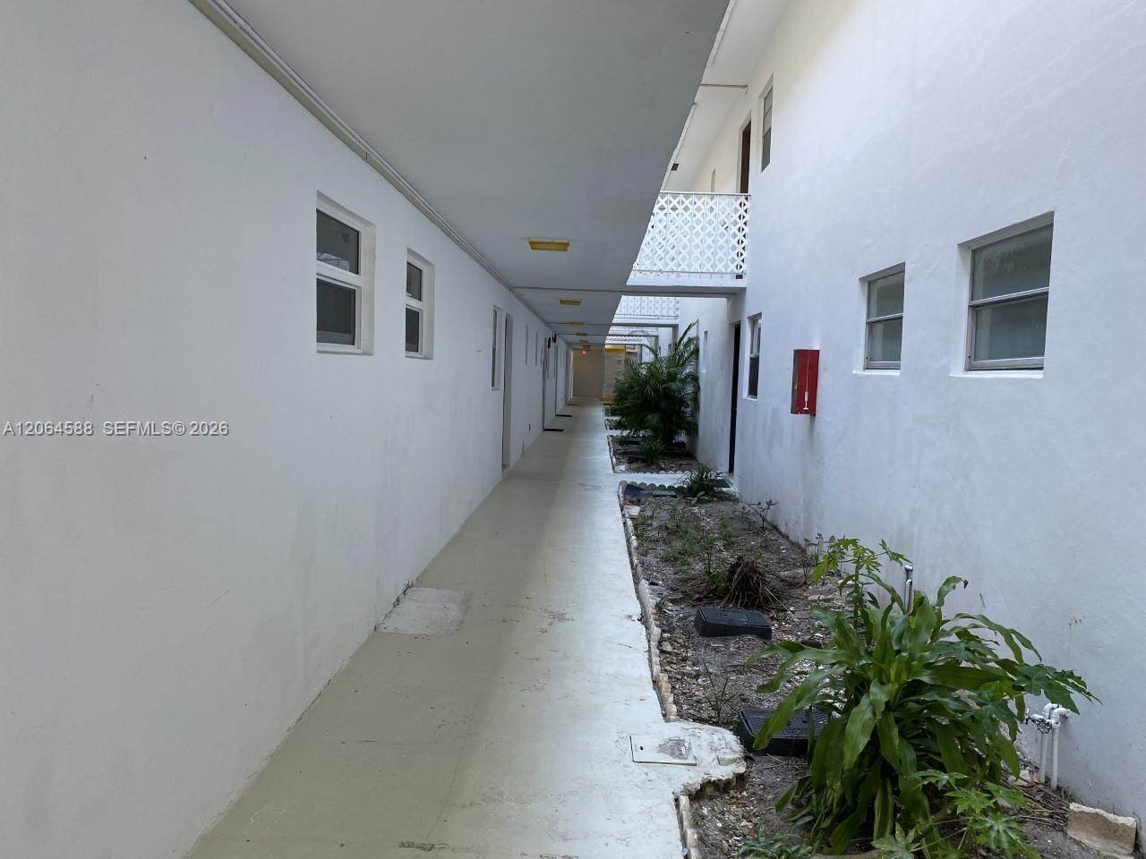 https://bt-photos.global.ssl.fastly.net/miami/orig_boomver_1_A12064588-2.jpg