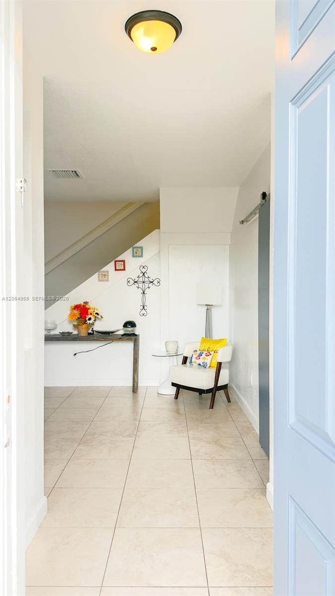 https://bt-photos.global.ssl.fastly.net/miami/1280_boomver_1_A12064955-2.jpg