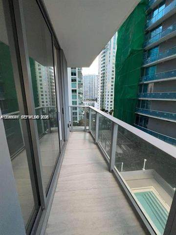 https://bt-photos.global.ssl.fastly.net/miami/orig_boomver_1_A12065041-2.jpg