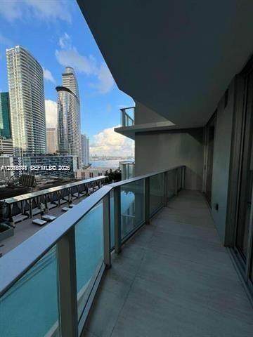 https://bt-photos.global.ssl.fastly.net/miami/orig_boomver_1_A12065044-2.jpg