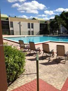 8810 Fontainebleau Blvd - Photo 1