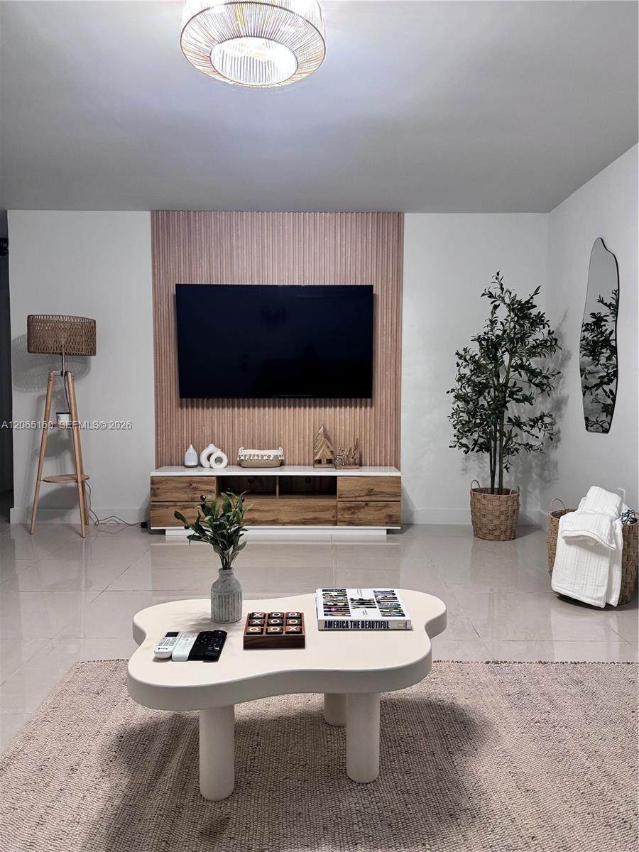 https://bt-photos.global.ssl.fastly.net/miami/orig_boomver_1_A12065160-2.jpg
