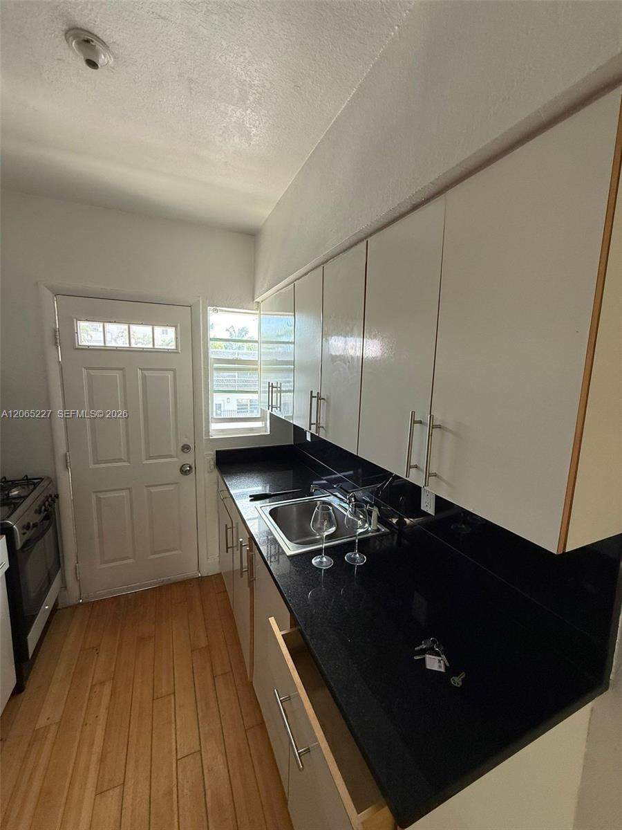 8080 Tatum Waterway Dr - Photo 1