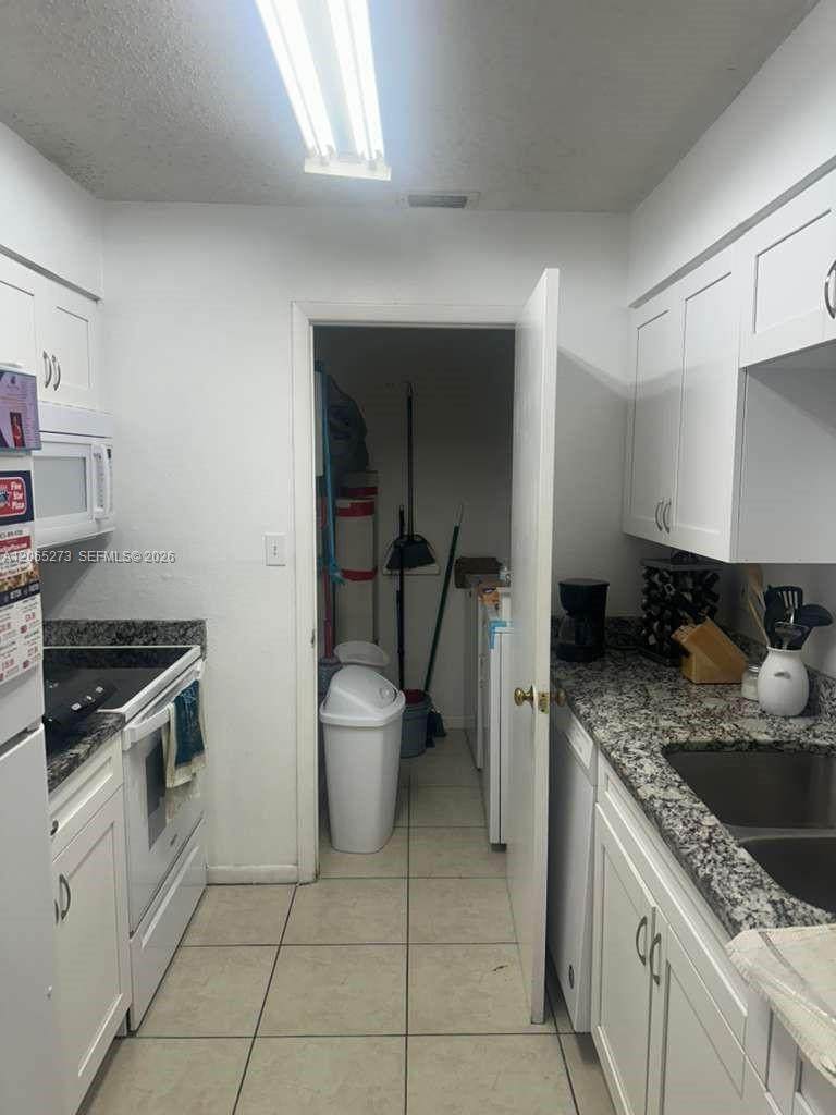 13287 Arbor Pointe Circle - Photo 1