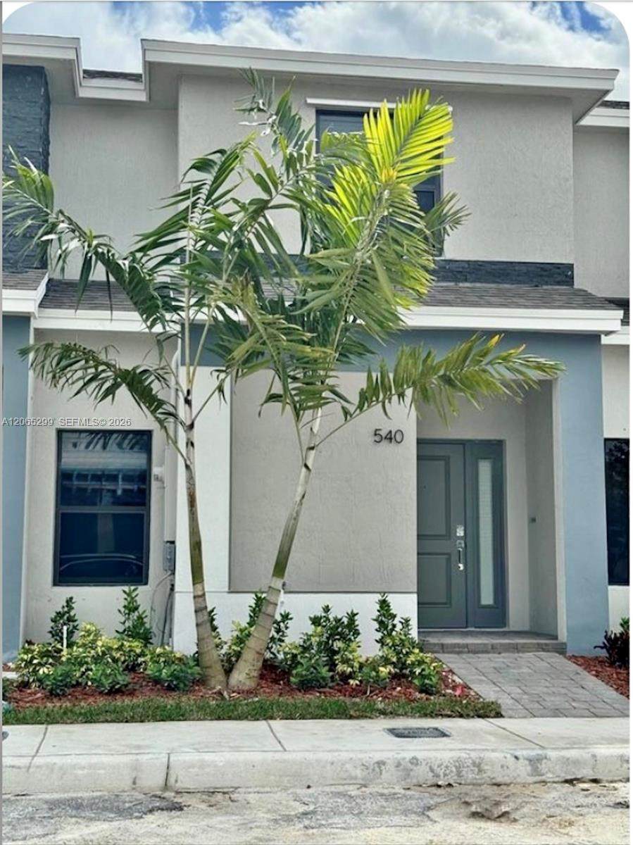 https://bt-photos.global.ssl.fastly.net/miami/orig_boomver_1_A12065299-2.jpg
