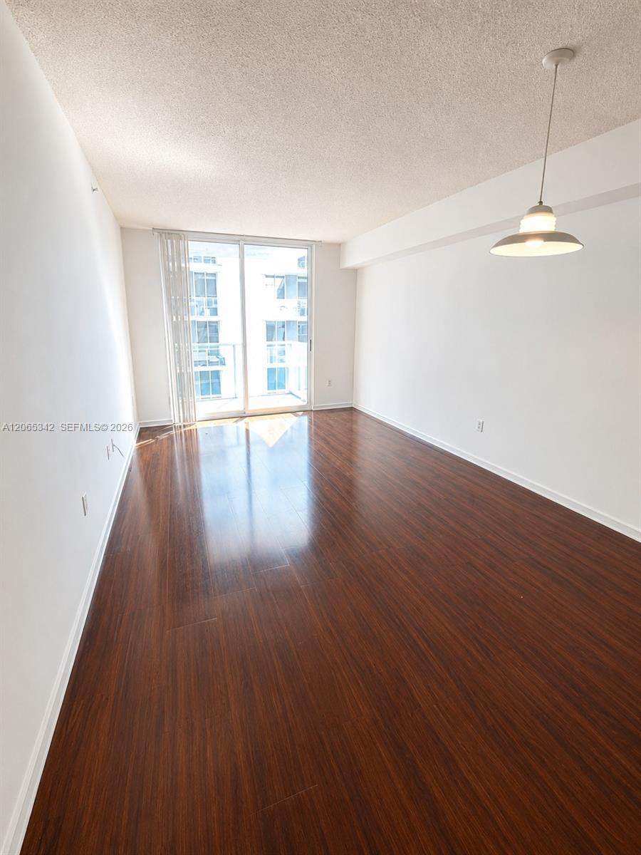 5091 7th St - Photo 1