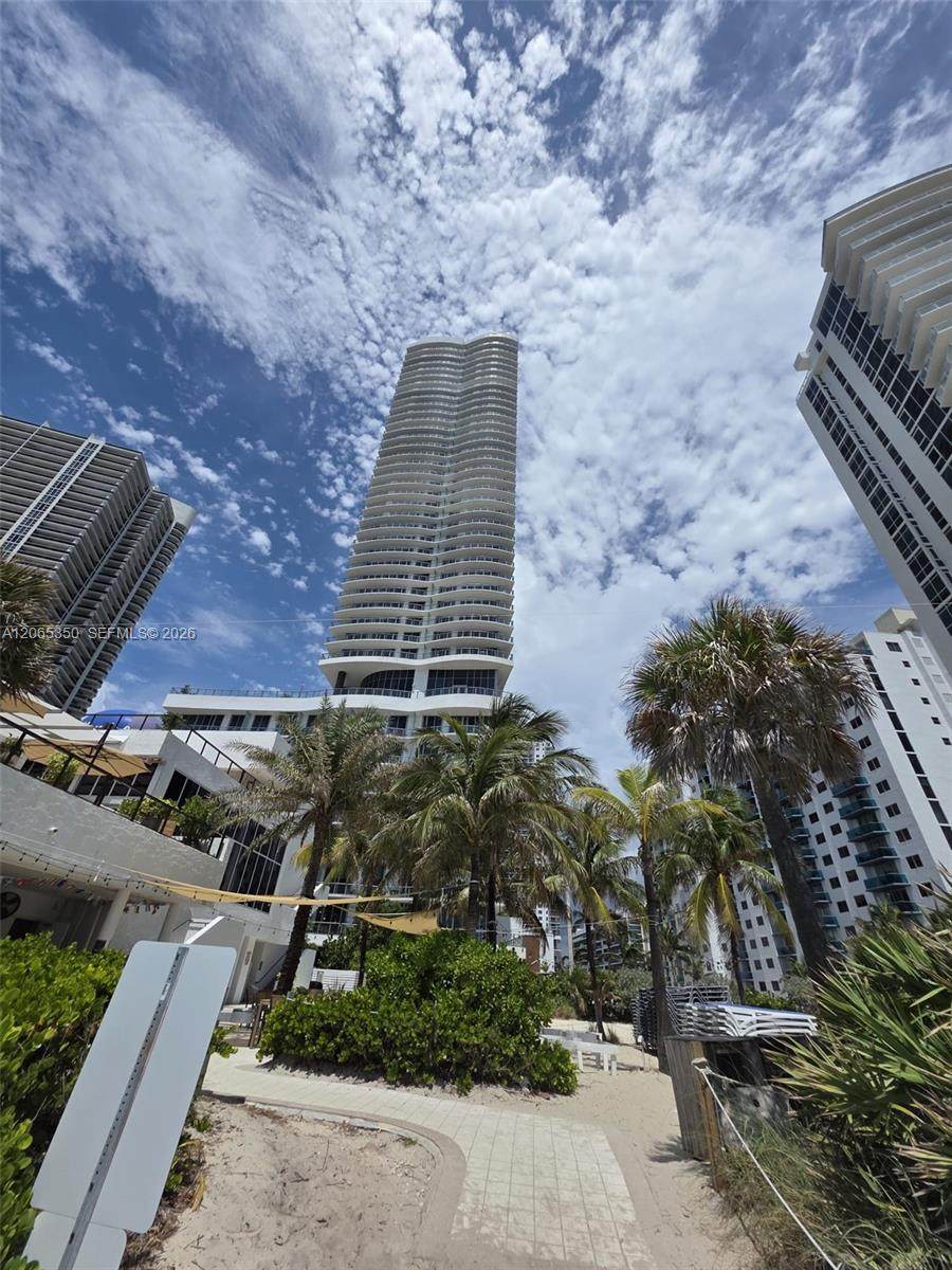4111 Ocean Dr - Photo 1