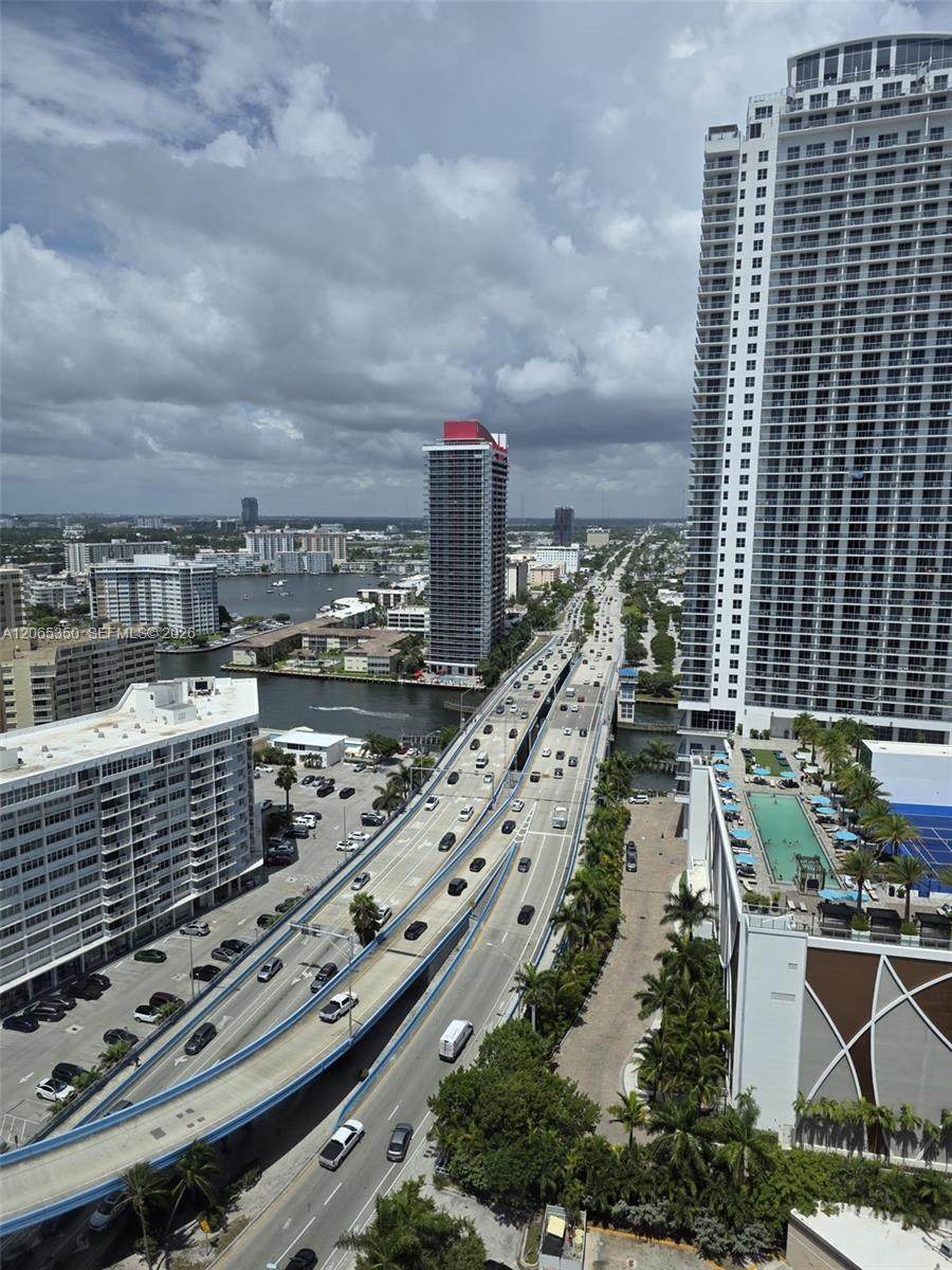 https://bt-photos.global.ssl.fastly.net/miami/orig_boomver_1_A12065350-2.jpg