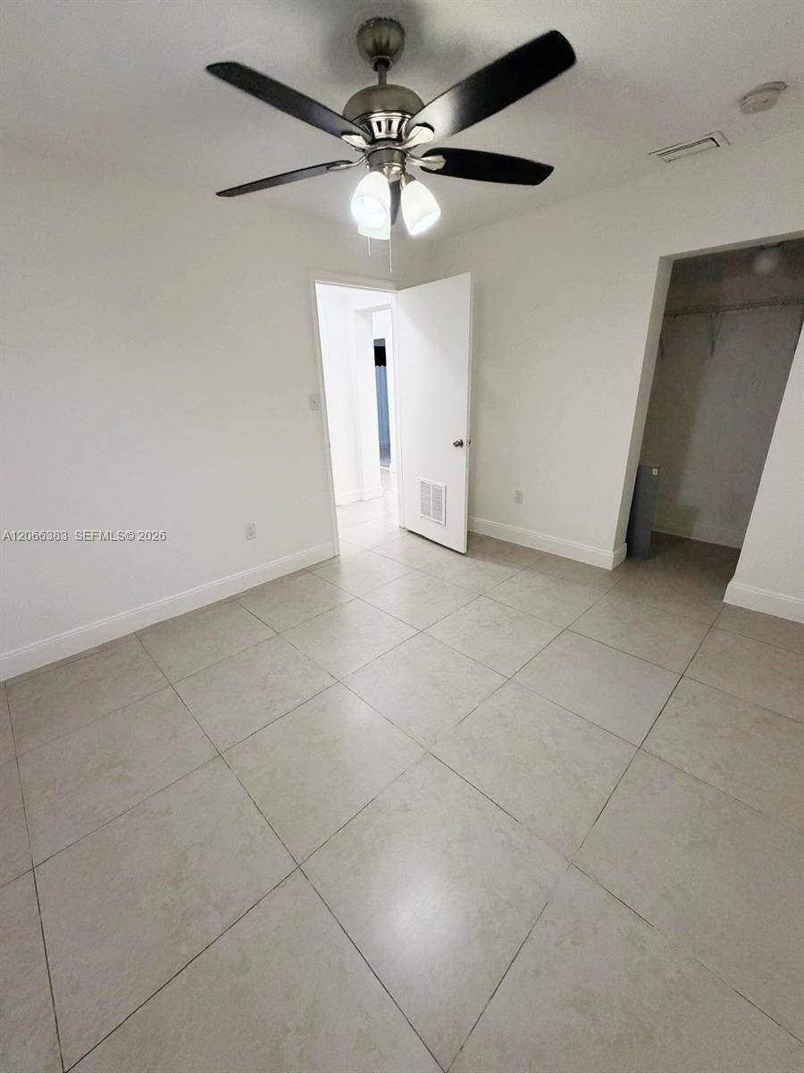 716 11th Ave - Photo 1