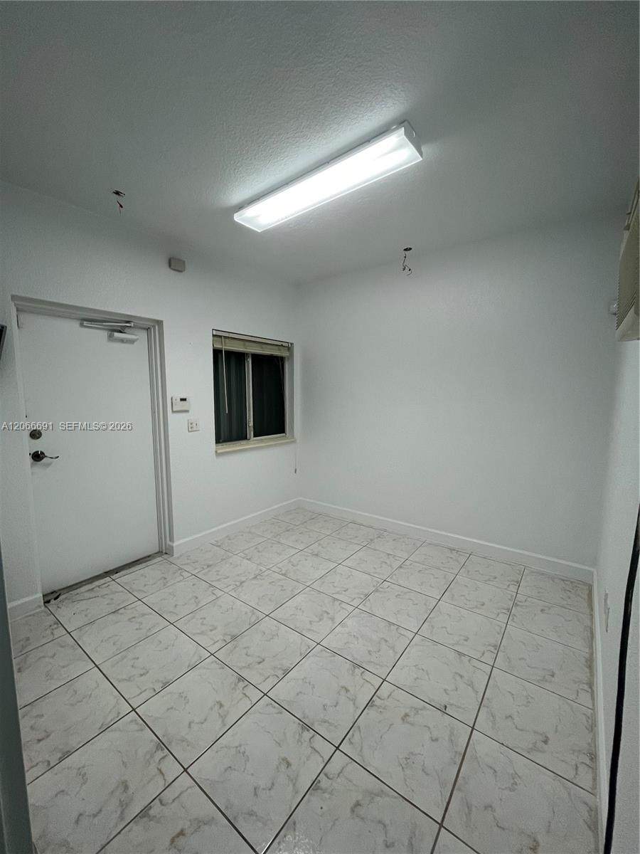 https://bt-photos.global.ssl.fastly.net/miami/1280_boomver_1_A12066691-2.jpg