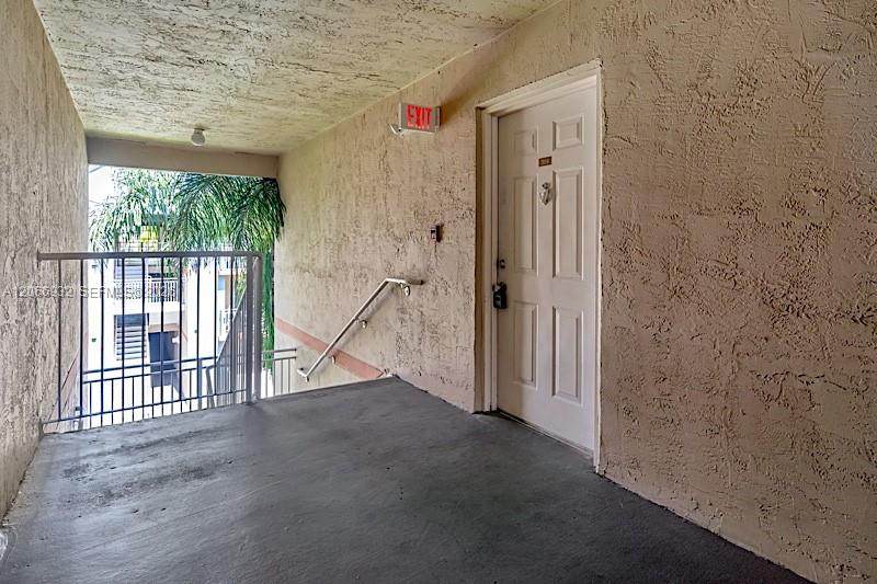 https://bt-photos.global.ssl.fastly.net/miami/orig_boomver_1_A12066932-2.jpg