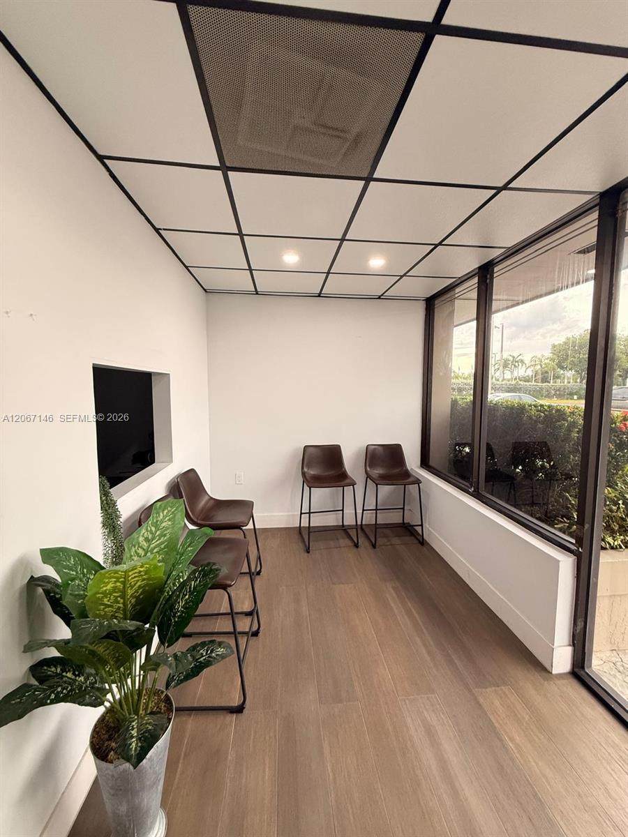 https://bt-photos.global.ssl.fastly.net/miami/1280_boomver_1_A12067146-2.jpg