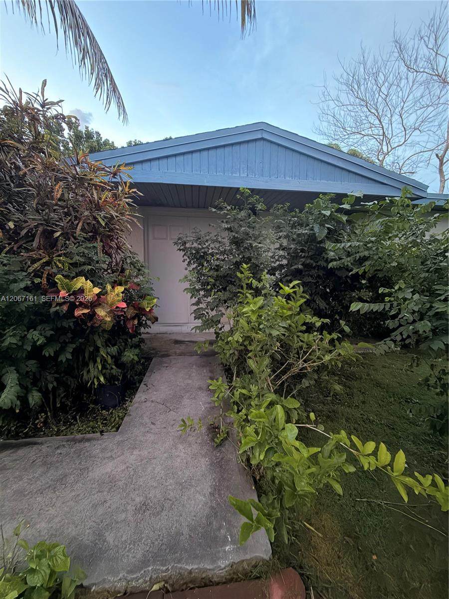 https://bt-photos.global.ssl.fastly.net/miami/orig_boomver_1_A12067161-2.jpg