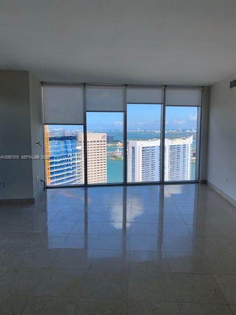 https://bt-photos.global.ssl.fastly.net/miami/orig_boomver_1_A12067315-2.jpg