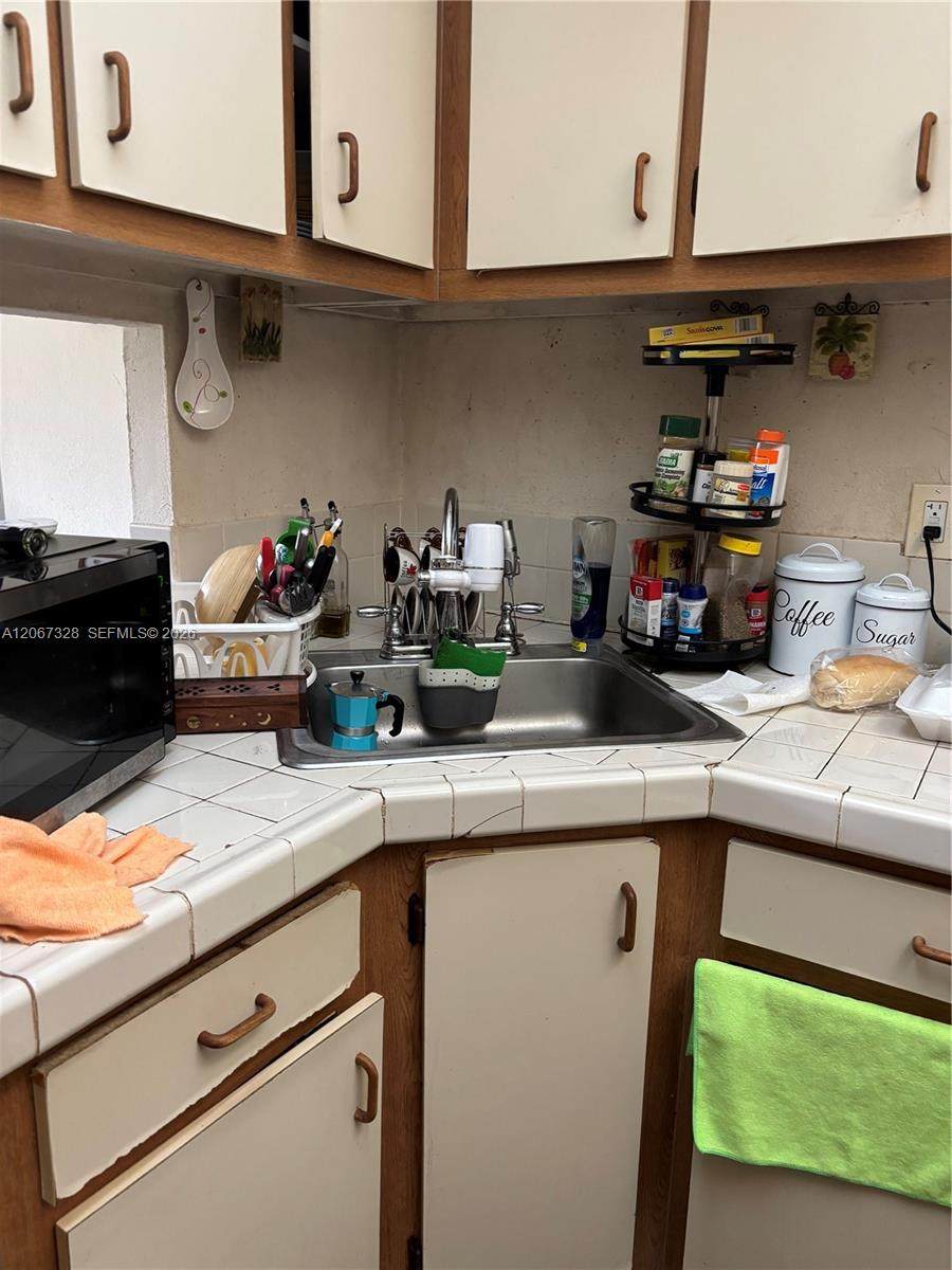801 47th Ave - Photo 1