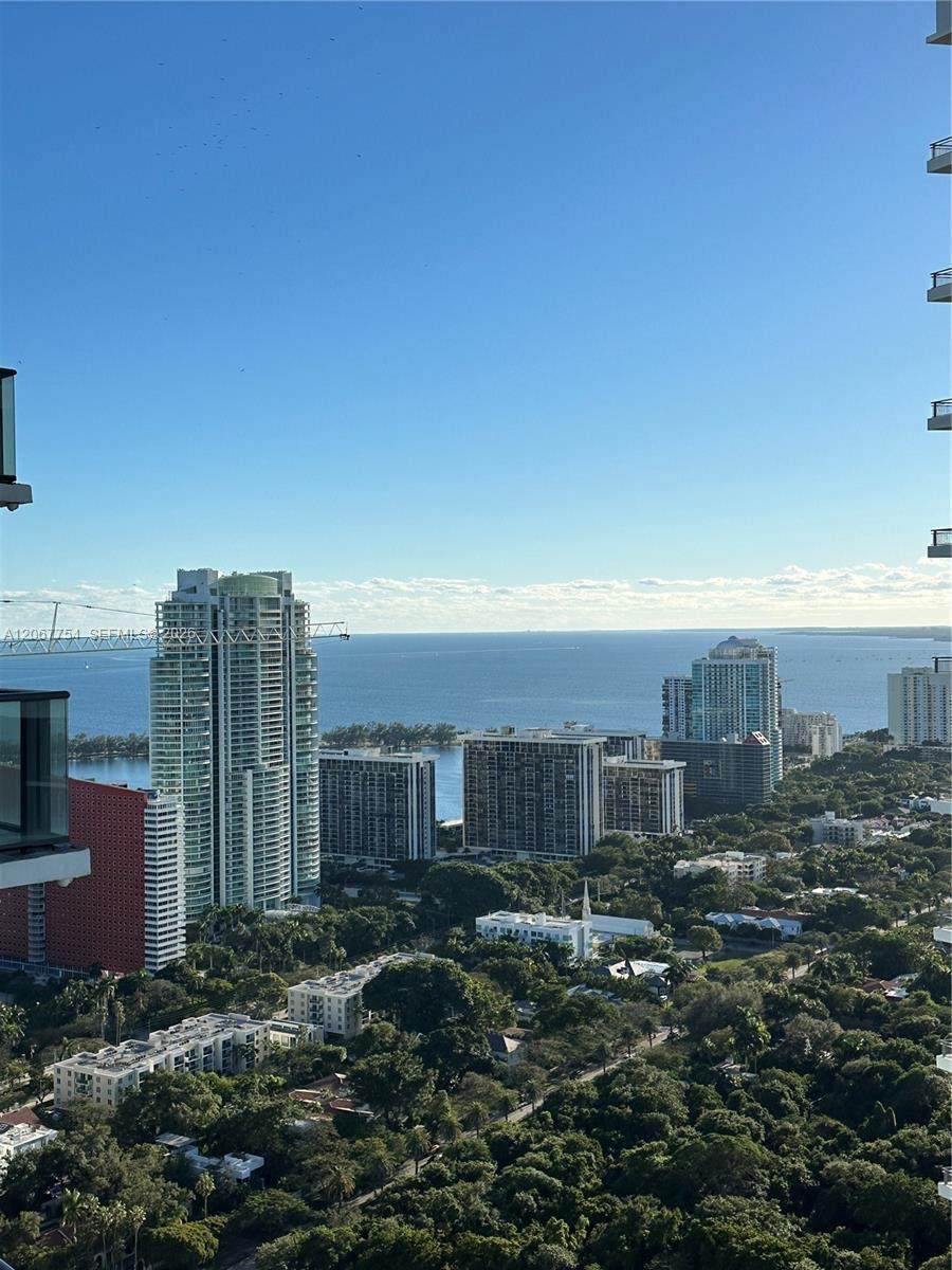 https://bt-photos.global.ssl.fastly.net/miami/1280_boomver_1_A12067754-2.jpg