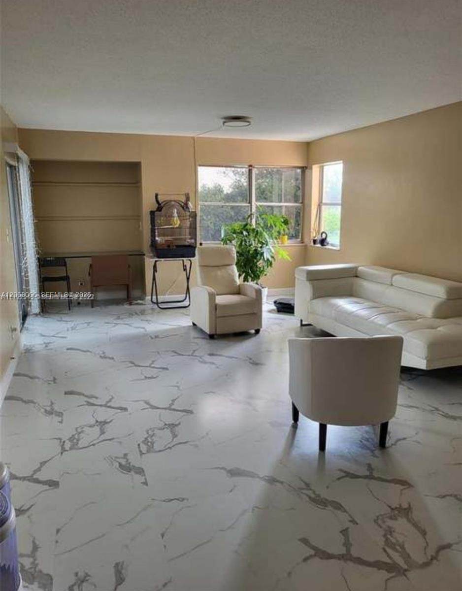 https://bt-photos.global.ssl.fastly.net/miami/1280_boomver_1_A12068006-2.jpg