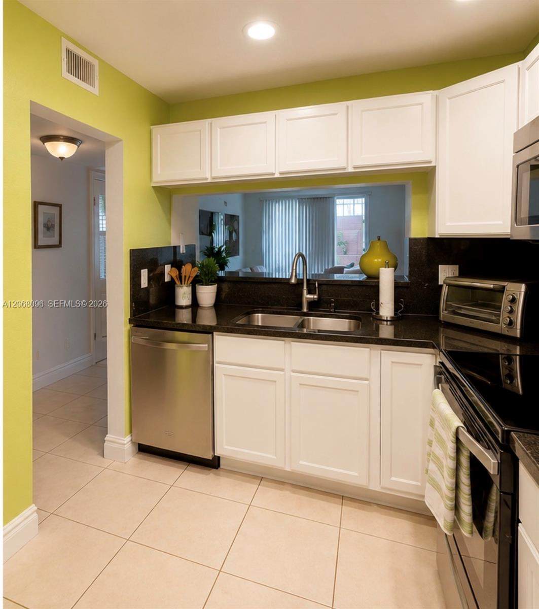 https://bt-photos.global.ssl.fastly.net/miami/1280_boomver_1_A12068096-2.jpg