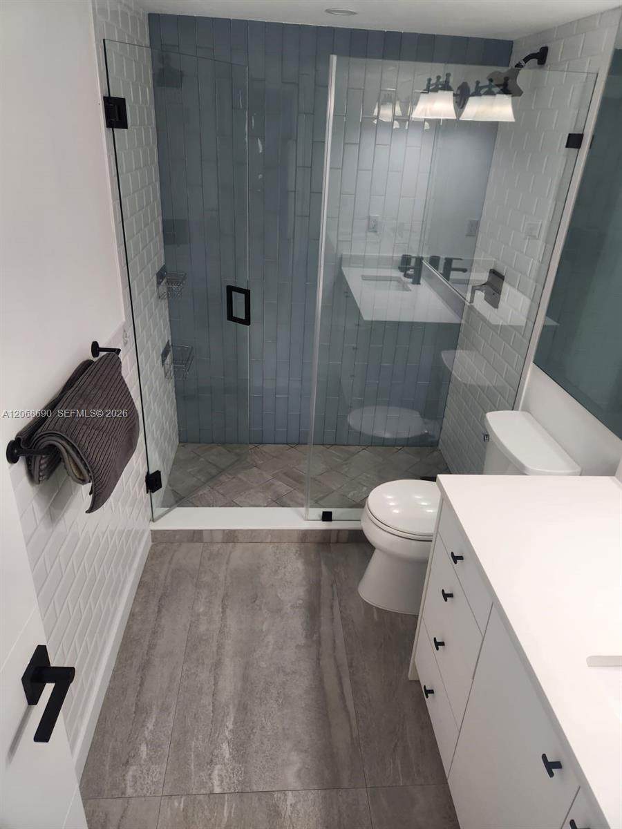 https://bt-photos.global.ssl.fastly.net/miami/1280_boomver_1_A12068690-2.jpg