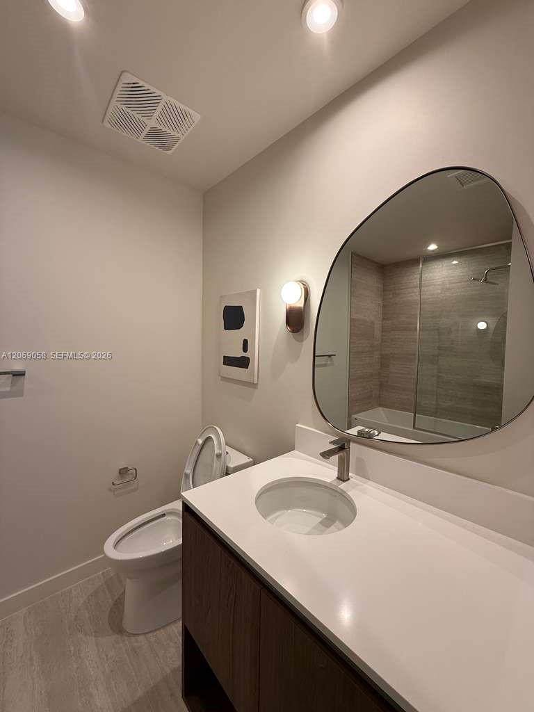 https://bt-photos.global.ssl.fastly.net/miami/orig_boomver_1_A12069058-2.jpg