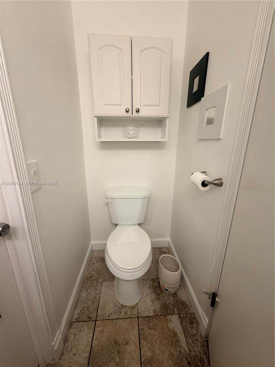 https://bt-photos.global.ssl.fastly.net/miami/orig_boomver_1_A12069133-2.jpg