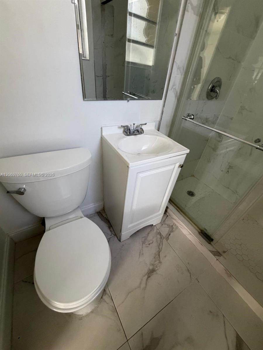 https://bt-photos.global.ssl.fastly.net/miami/orig_boomver_1_A12069760-2.jpg