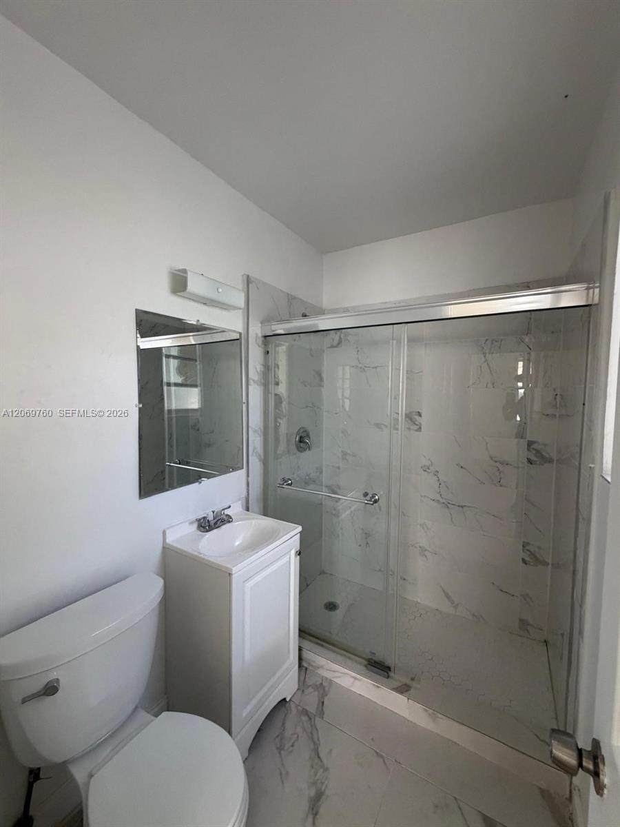 https://bt-photos.global.ssl.fastly.net/miami/orig_boomver_1_A12069760-2.jpg