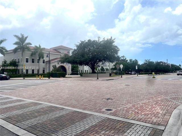https://bt-photos.global.ssl.fastly.net/miami/orig_boomver_1_A12069856-2.jpg