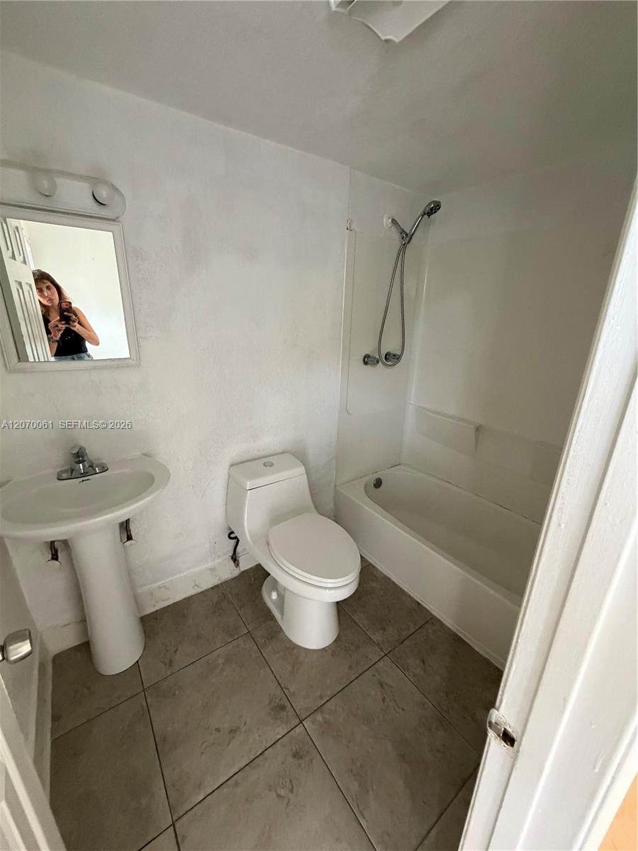 https://bt-photos.global.ssl.fastly.net/miami/orig_boomver_1_A12070061-2.jpg