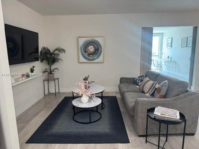 https://bt-photos.global.ssl.fastly.net/miami/orig_boomver_1_A12070659-2.jpg