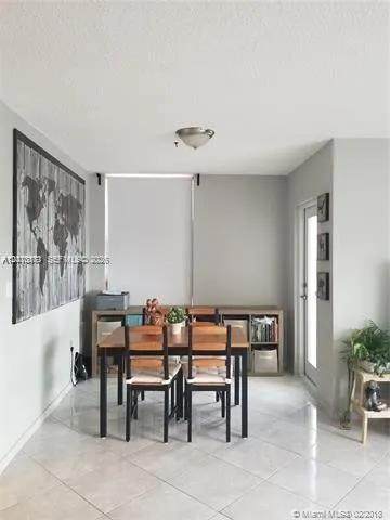 https://bt-photos.global.ssl.fastly.net/miami/orig_boomver_1_A12070871-2.jpg