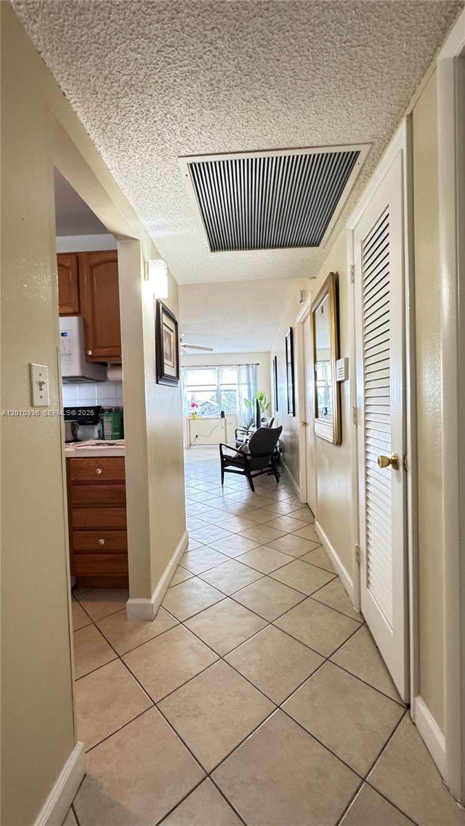 2200 Park Ln - Photo 1