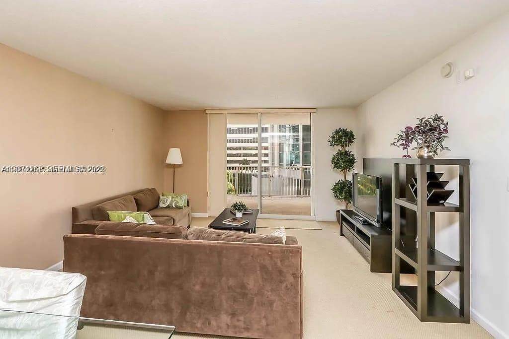 https://bt-photos.global.ssl.fastly.net/miami/orig_boomver_1_A12071268-2.jpg