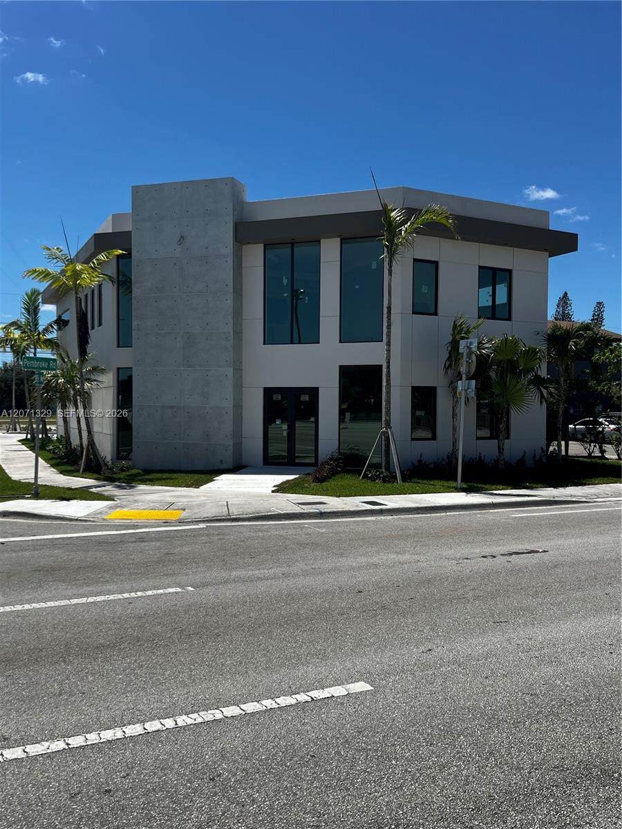https://bt-photos.global.ssl.fastly.net/miami/orig_boomver_1_A12071329-2.jpg