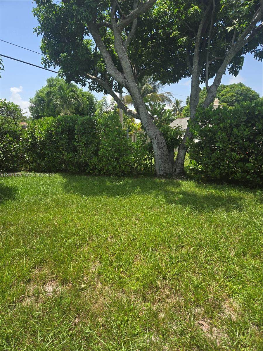 https://bt-photos.global.ssl.fastly.net/miami/orig_boomver_1_A12071924-2.jpg