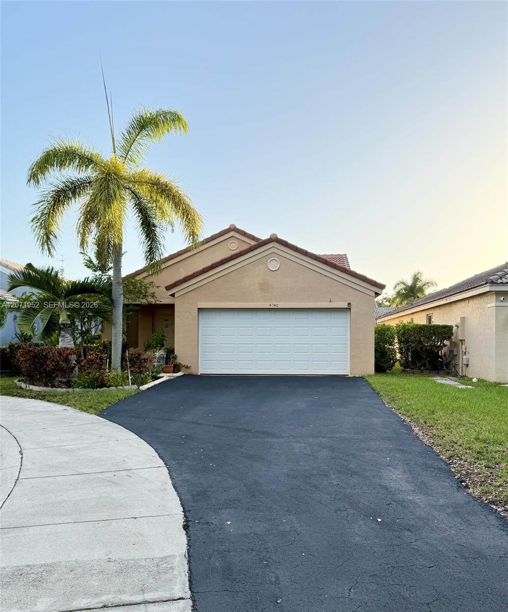 4340 Pine Ridge Ct - Photo 1