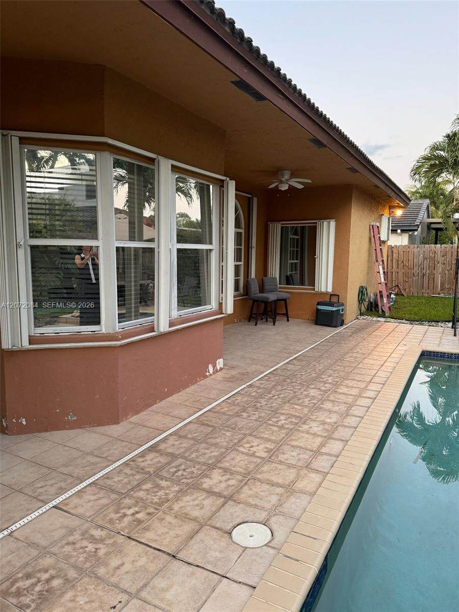 https://bt-photos.global.ssl.fastly.net/miami/orig_boomver_1_A12072084-2.jpg