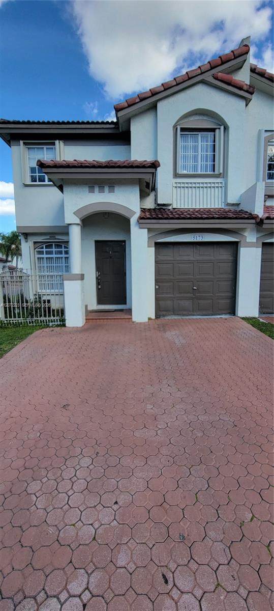 https://bt-photos.global.ssl.fastly.net/miami/1280_boomver_1_A12072223-2.jpg