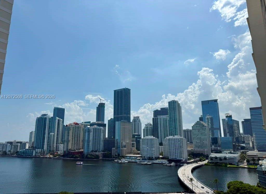 https://bt-photos.global.ssl.fastly.net/miami/orig_boomver_1_A12072508-2.jpg
