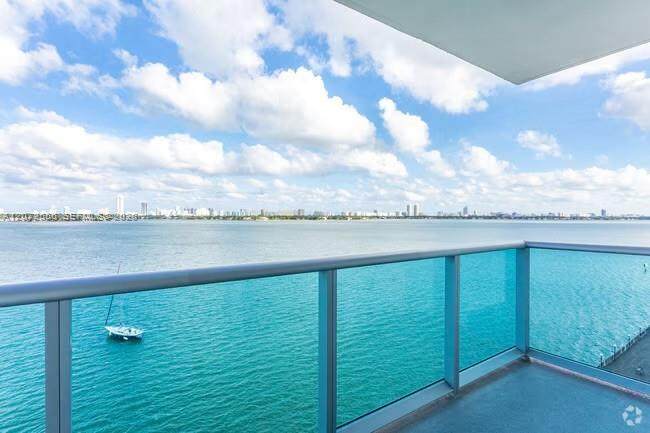 https://bt-photos.global.ssl.fastly.net/miami/orig_boomver_1_A12072556-2.jpg