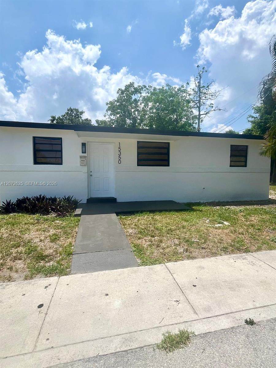 15350 14th Ct - Photo 1
