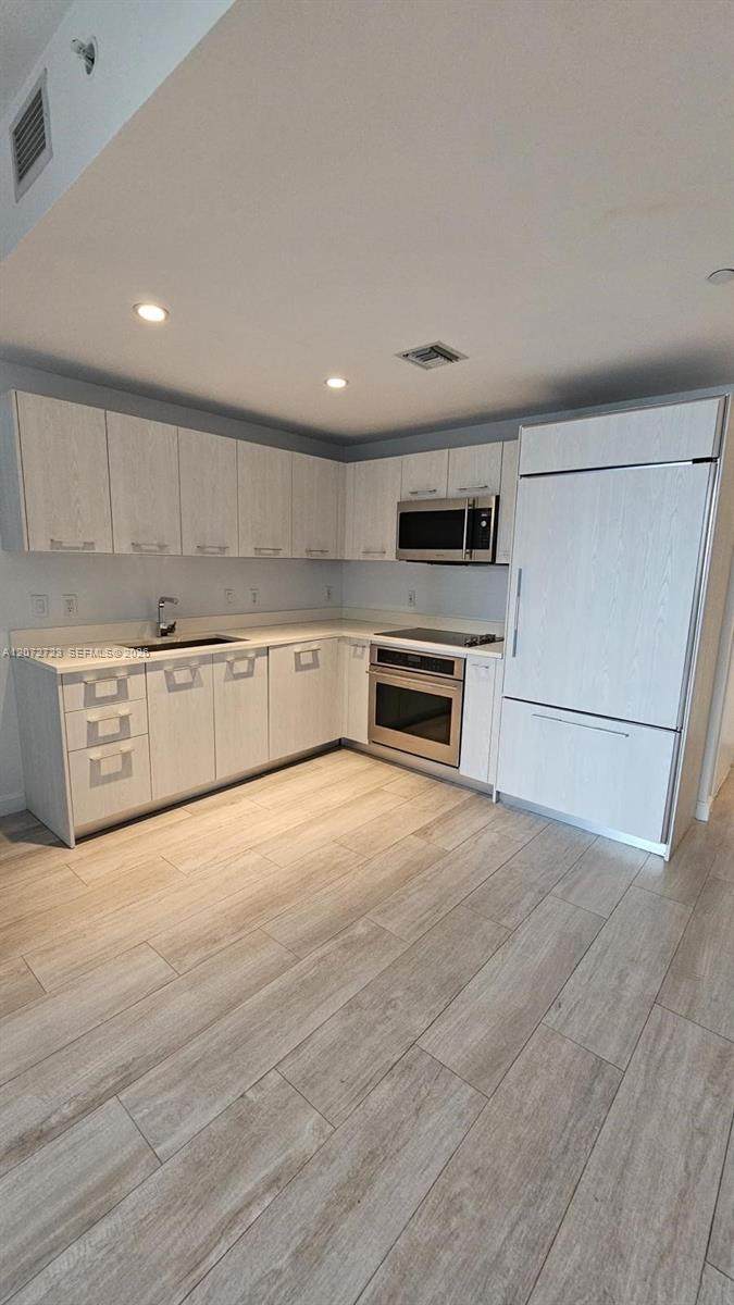 45 9th St - Photo 1