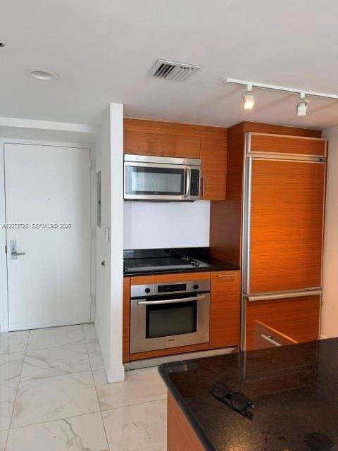 https://bt-photos.global.ssl.fastly.net/miami/orig_boomver_1_A12072726-2.jpg
