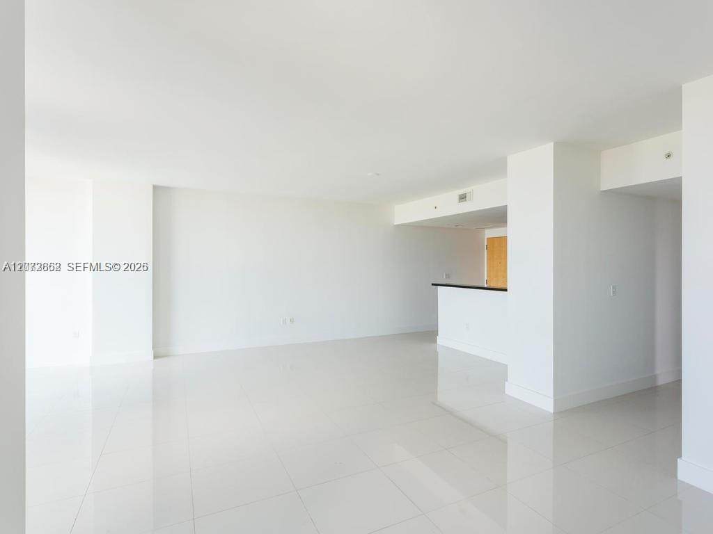 https://bt-photos.global.ssl.fastly.net/miami/orig_boomver_1_A12072852-2.jpg