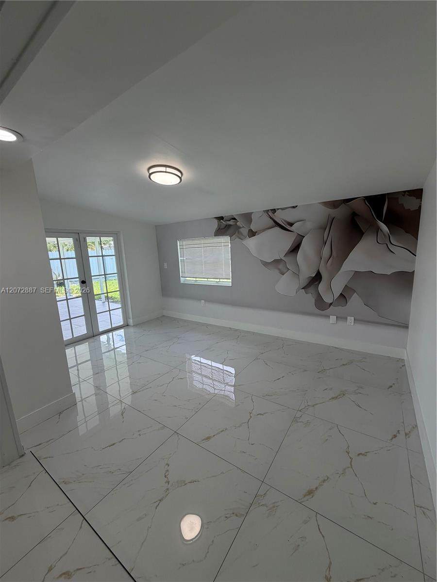 https://bt-photos.global.ssl.fastly.net/miami/orig_boomver_1_A12072887-2.jpg