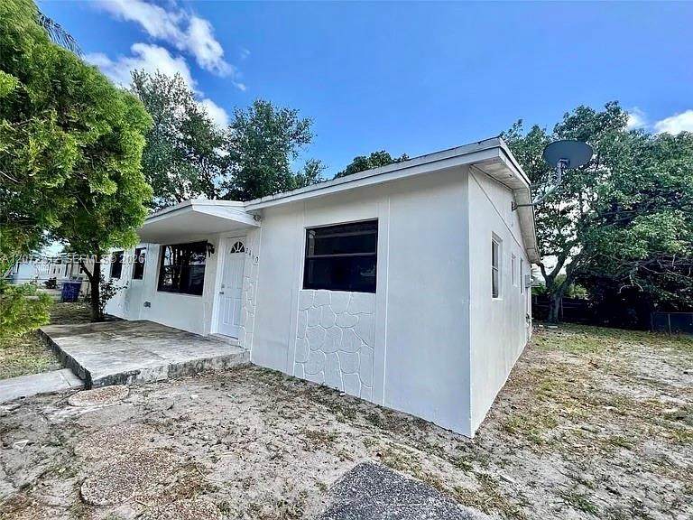 2460 179th St - Photo 1
