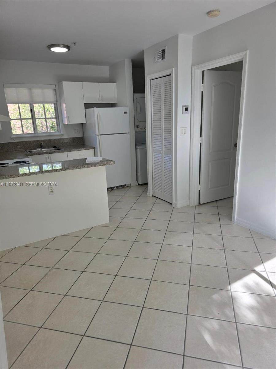 3090 Bird Av - Photo 1